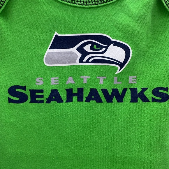 Seattle Seahawks NFL Football Team Infant Bodysuit Size 0-3 Months - Picture 2 of 6